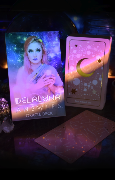 https://delalunaanswers.com/wp-content/uploads/2026/04/tarot-cards-400x623.png